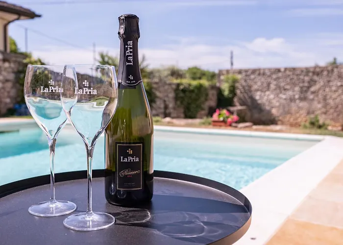 Фермерский дом La Pria Wine